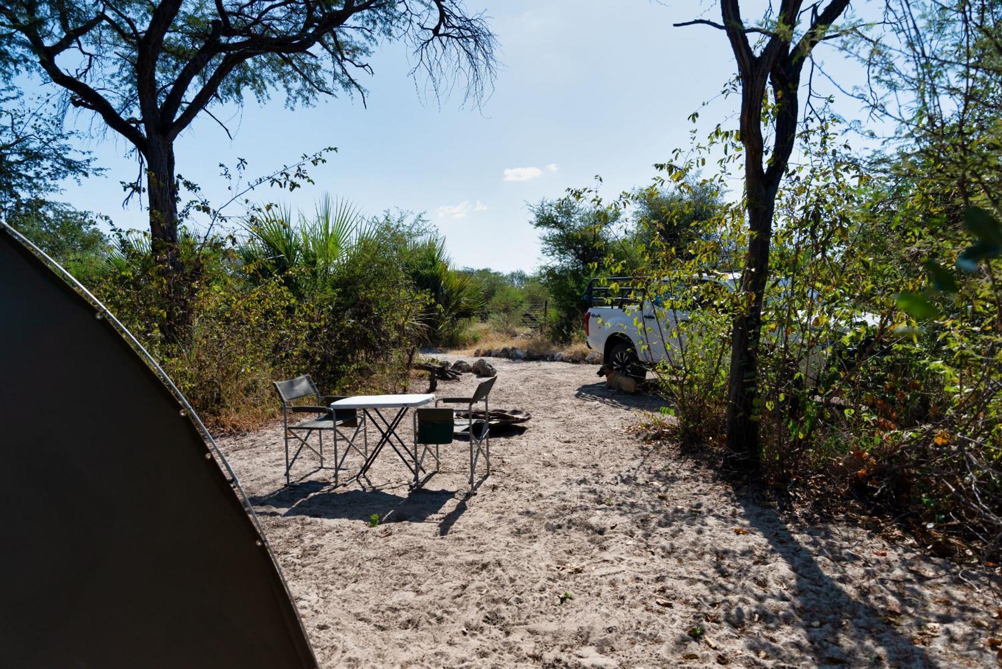 Semowi Lodge And Campsites Mirapene Exteriér fotografie