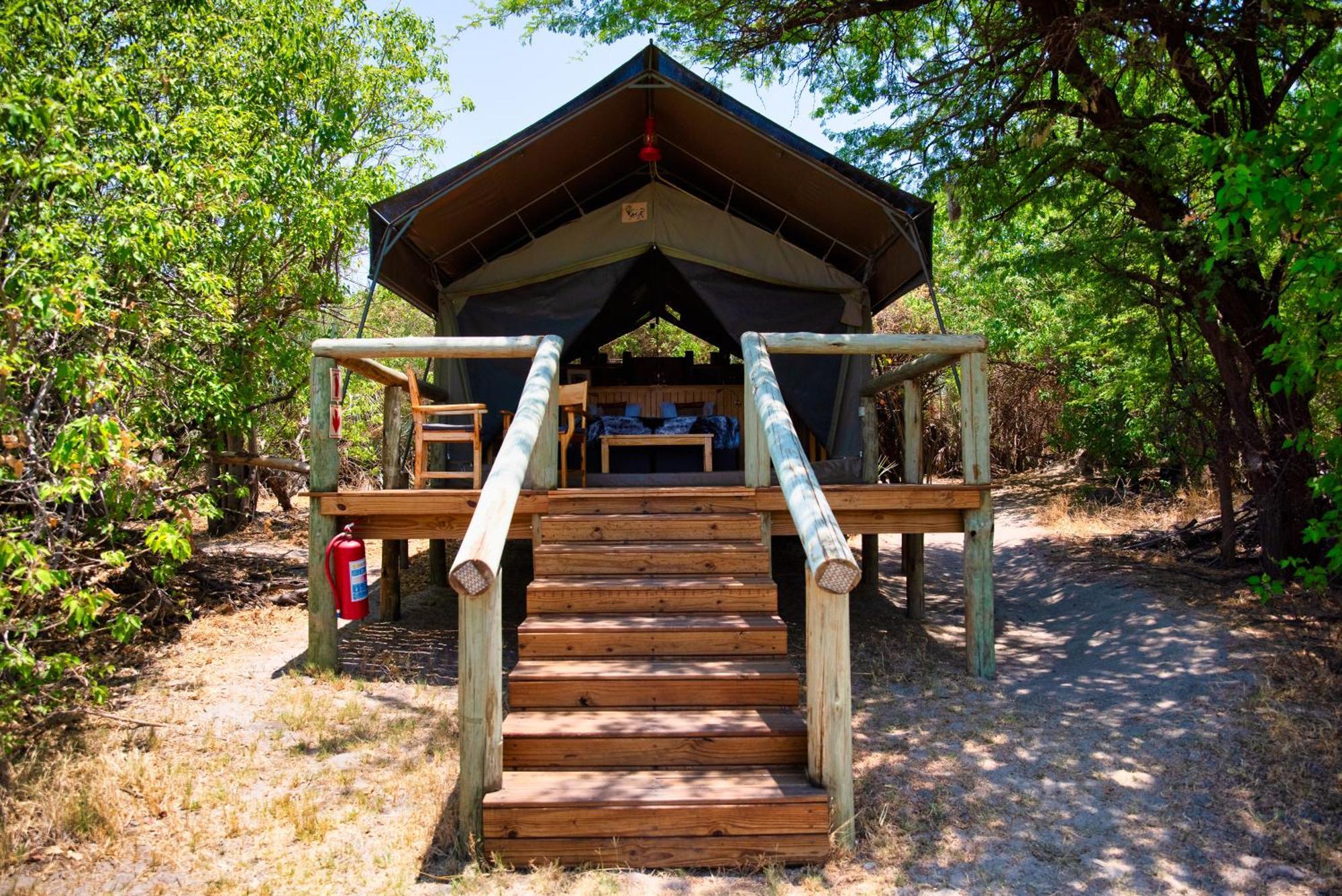 Semowi Lodge And Campsites Mirapene Pokoj fotografie