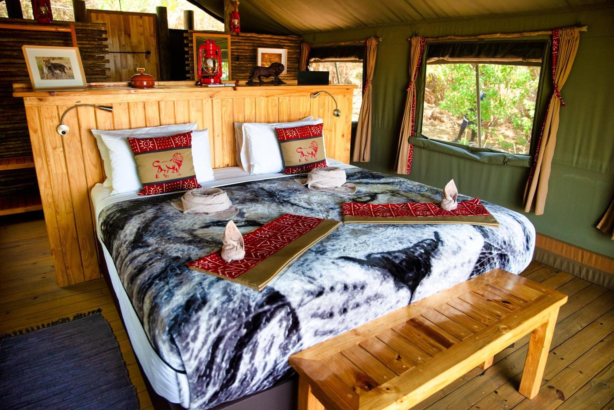 Semowi Lodge And Campsites Mirapene Pokoj fotografie